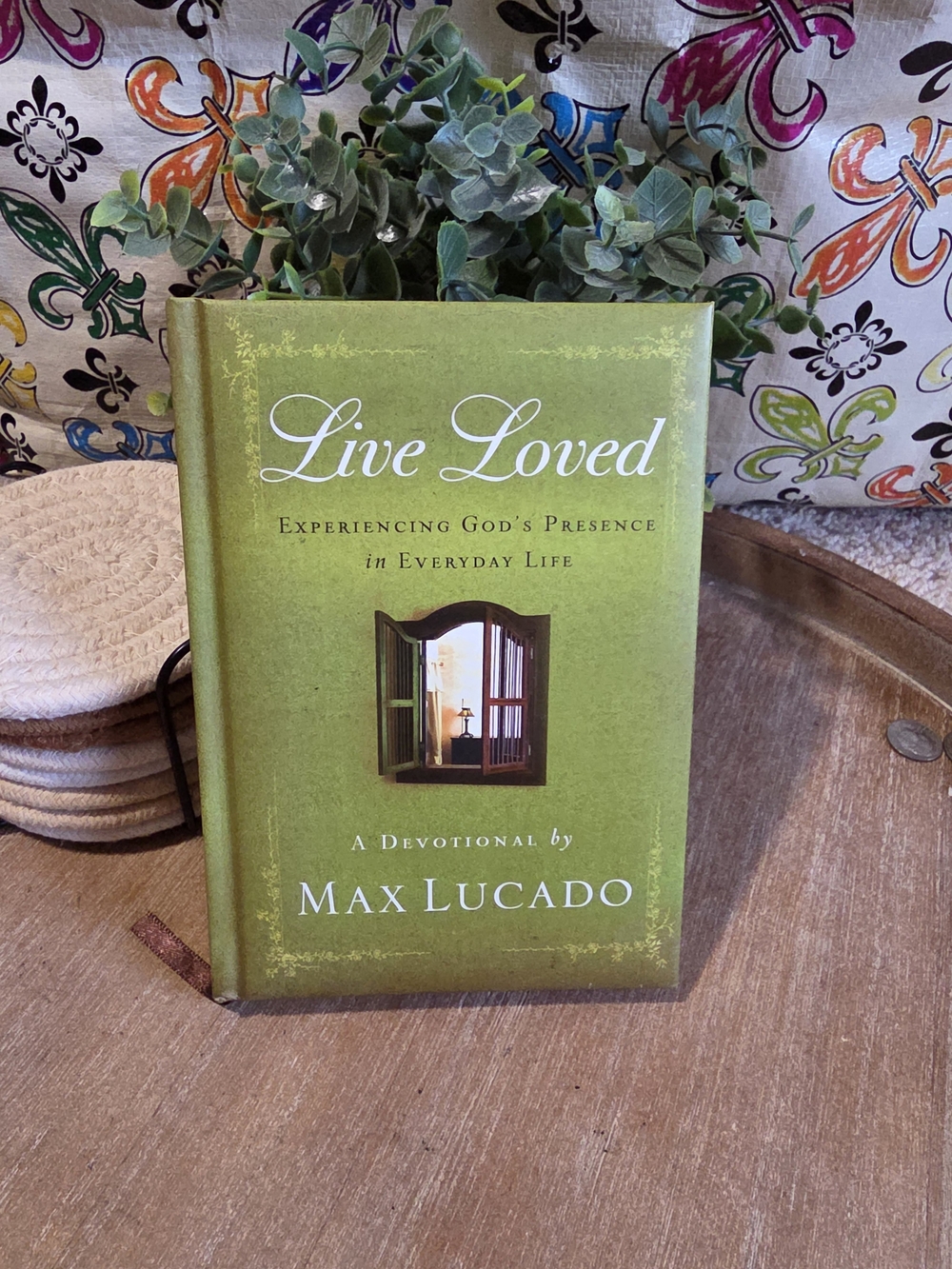 Live Loved by - Green Devotional Book Max Lucado